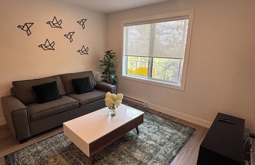 West Kelowna Estates House | Brand New Modern 2 Bedroom Walk out unit with Lakeview close to best of Kelowna!