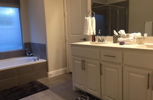 Roanoke House | Brand New Modern Home in a Great Location