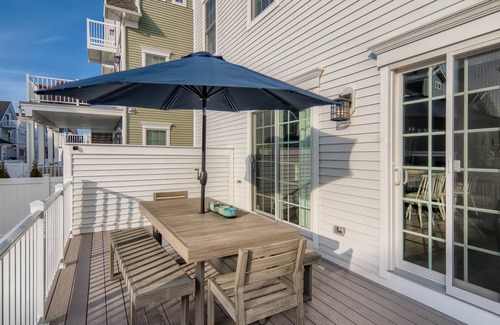 Normandy Beach House | Brand New - Ocean View - Steps to Beach- With Private Pool