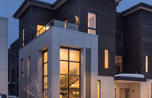 Jackson Hole Villa | Brand New, Three-Bedroom, Five-Floor Townhouse in the Heart Jackson