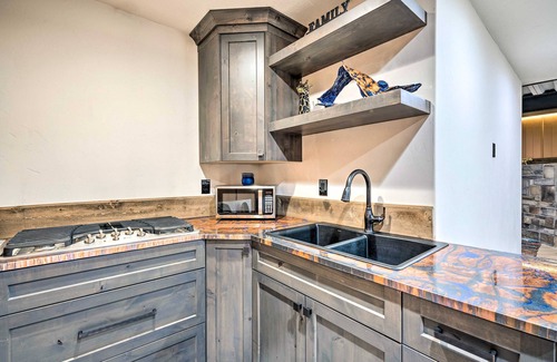 Tooele Apartment | Brand new Tooele suite with fantastic views!