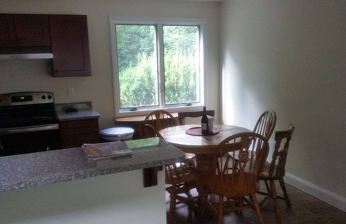 Intervale House | Brand New Woodland Pines Townhouse, NConway/Bartlett, 4 Bdr, Sleeps13+, 8+beds