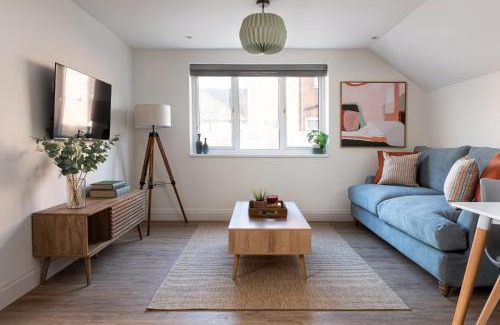 Lincoln Apartment | Brayford House Burton Road - stylish accommodation suitable for families and contractors