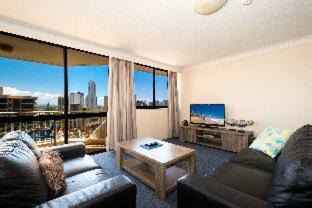 Surfers Paradise Apartment | Breakers North Absolute Beachfront Apartments - Official