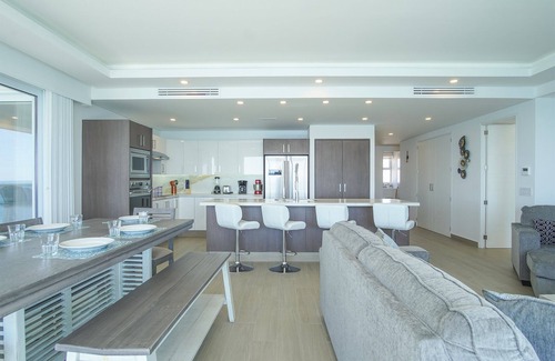 Puerto Penasco Condo | Breathtaking 3 bedroom condo Encantame Towers Velero 1801