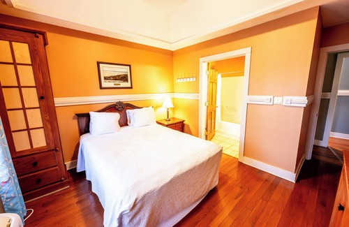 Shawnee On Delaware Hotel | Breathtaking Outdoor Escape | Perfect for Golf Enthusiasts and Nature Lovers