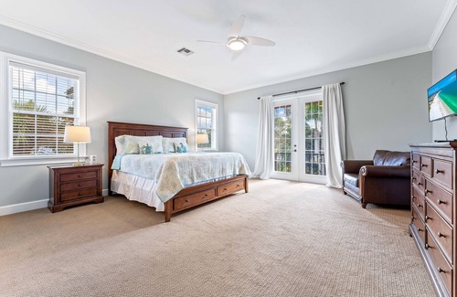 Bay Isle House | Breathtaking Pet Friendly 4Bed Home w Private Pool!