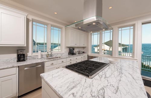 York Beach House | BREATHTAKING SEASIDE BUNGALOW COMPLETE LUXURY AMAZING VIEWS !