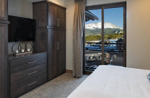 Peak 8 Resort | Breathtaking Ski-In Ski-Out Resort On Grand Colorado Peak 8