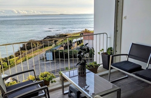 Vaux-sur-Mer Apartment | BREATHTAKING VIEW FROM THIS APARTMENT