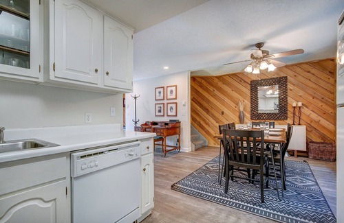 Peak 9 House | Breckenridge Pet-Friendly Trappeur 3 Townhouse by RedAwning