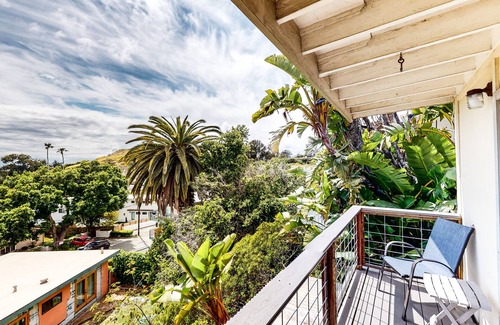 Summerland House | Breezy Summerland home with Pacific views - walk to beach & winery