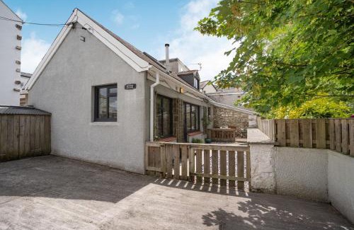Fishguard House | Brewery Cottage