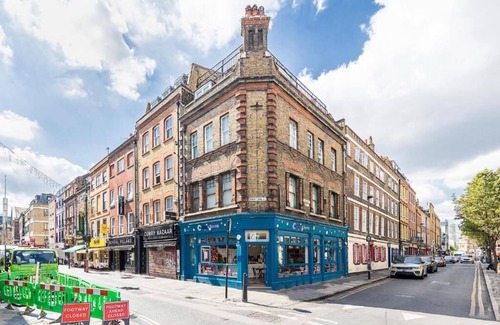 Spitalfields Apartment | BRICKLANE HOUSE