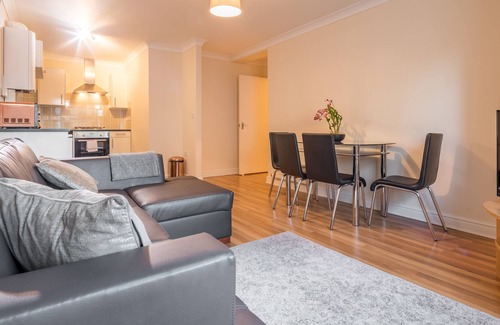 Cambridge City Centre Apartment | Bridge View Apartment