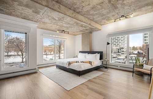 Bridgeland Apartment | Bridgeland Loft | Downtown | Modern | Pet Friendly
