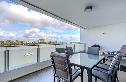 Mandurah Apartment | Bridgepoint 502 - 2 Bedroom Apartment
