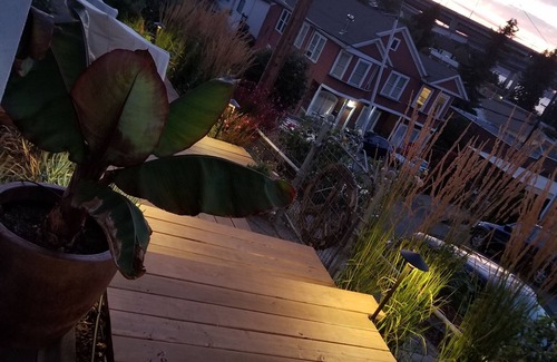 Crockett House | Bridgeview - A Clean and Cozy Getaway for Two