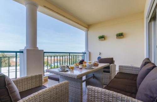 Guia Apartment | Bright 3-BR in Guia with Shared Pool