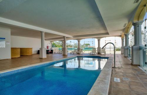 Guia Apartment | Bright 3-BR in Guia with Shared Pool