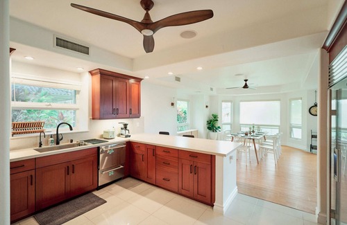Kaiulani Condo | Bright & Airy 3 Bedroom Condo in Princeville