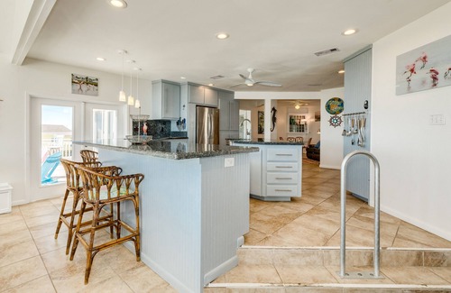 Bermuda Beach House | Bright & Airy Beachfront Home w/Gulf Views, Chef's Kitchen - Steps from Sand!