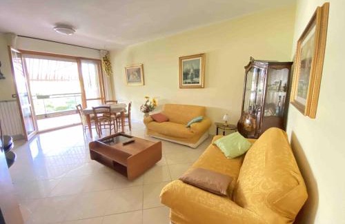 Grottammare Apartment | Bright Apartment 300 m from sea