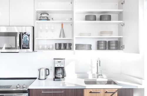 Central Square Apartment | Bright Central Square 2BR w/W/D, Gym, near T & Harvard, by Blueground