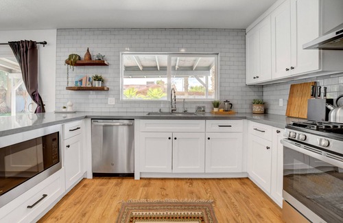 Paradise Villa | Bright, Cozy and Spacious Home w/Heated Pool and Spa. Pet Friendly!