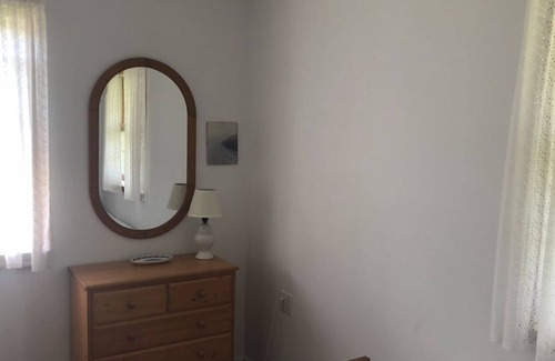 Kismet House | Bright, Cozy Bungalow With Lighthouse Views, Two Minutes Away from the Beach