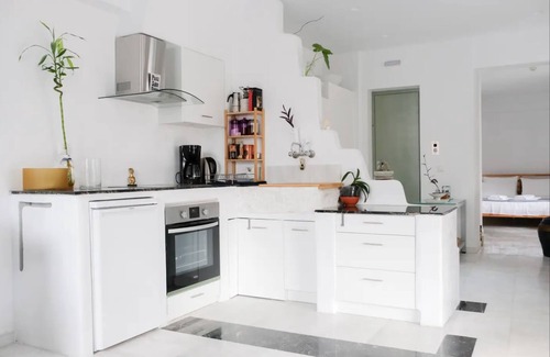 Ilisia Apartment | Bright Eco Studios