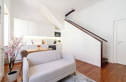 Foz do Douro Apartment | Bright Flat in Historic Foz House by HostWise