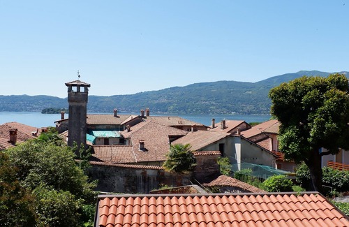 Pallanza House | Bright house near the lake
