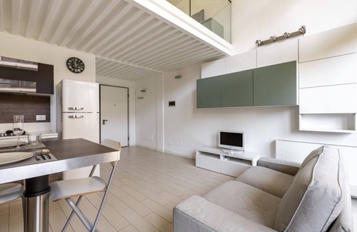 Precotto Apartment | Bright Loft X2 with terrace & shared garden