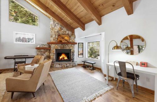 Carnelian Bay House | Bright & Modern Cabin Luxury Home in Carnelian Bay