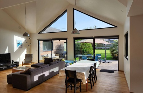 Saint-Coulomb Villa | Bright single-storey villa. Quiet, Nearby beaches