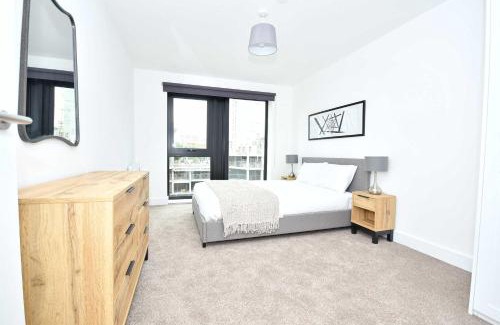 Vauxhall Apartment | Bright Spacious 2 Bedroom Apartment in Liverpool