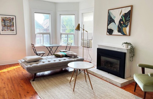 High Park North Apartment | Bright + Stylish Apartment in High Park/Junction