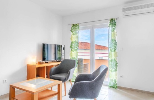 Vrpolje Apartment | BrightFlat Makarska