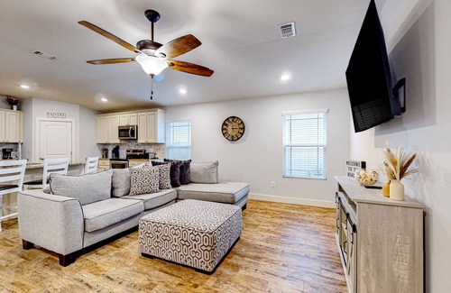 Navarre House | Brightly updated home near the sound with large patio, chef's kitchen, & W/D