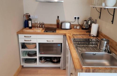 Fishponds Apartment | Bristol Little House