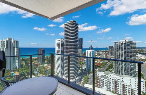 Broadbeach Apartment | Broadbeach oceanview apartment Level 26 with carpark - 4 mins walk to the beach