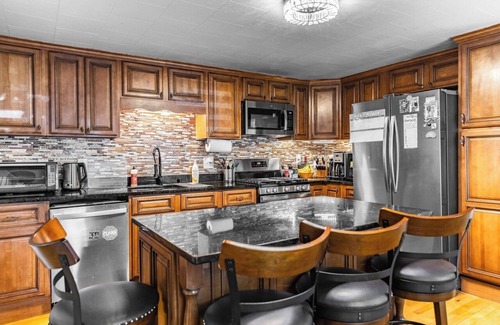 Bangor House | Broadway Historic District Home