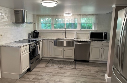 West Oneonta House | Brockway's Homestead - Recent renovation, game room, near All Star Village