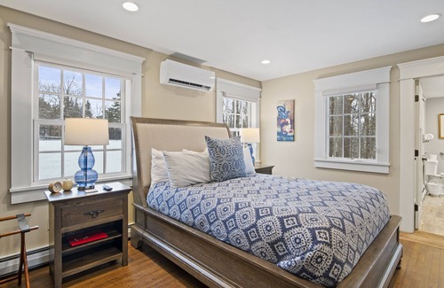 West Dover Cabin | Brook Bound Inn - Queen Bedroom - First Floor - Room 101n