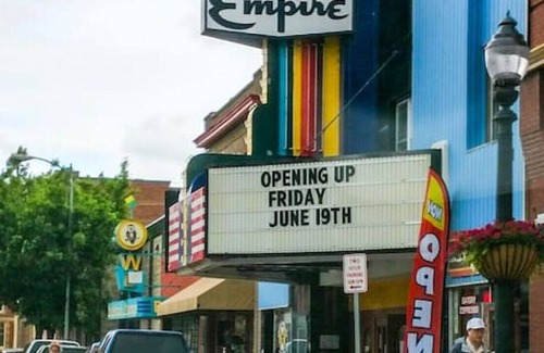 Livingston House | Brookie Cottage · Fully stocked and prime location for Yellowstone