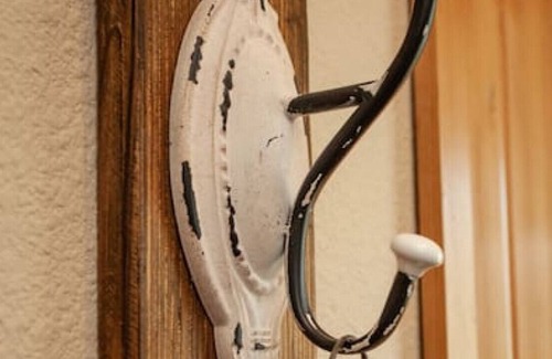 Livingston House | Brookie Cottage · Fully stocked and prime location for Yellowstone