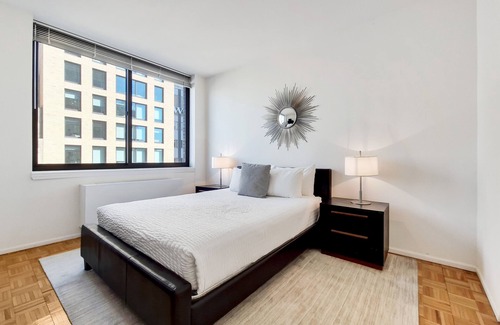 Downtown Brooklyn Apartment | Brooklyn Heights One Bedroom with Amenitites