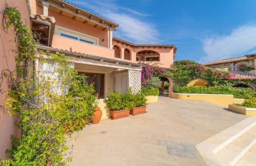 Baia Caddinas Apartment | Brorent S abba e sa pedra luxury home