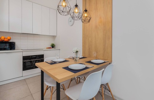 Zaspa Apartment | Browar Gdański 51 Apartment by Renters